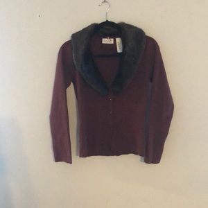 sweater with Detachable faux fur detachable collar